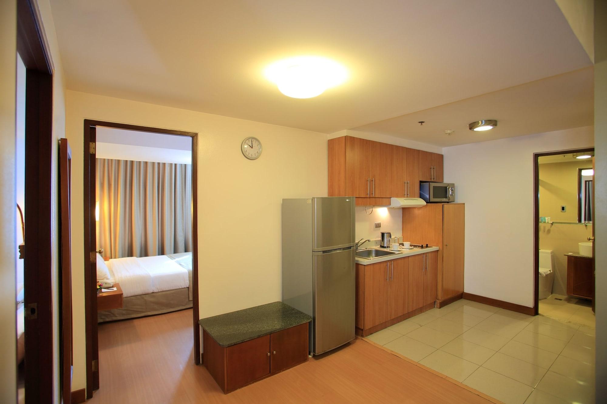 The Malayan Plaza Hotel Pasig City Exterior foto