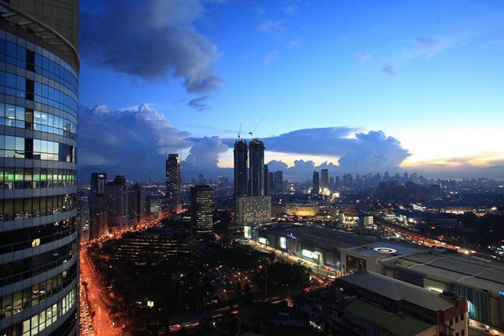 The Malayan Plaza Hotel Pasig City Exterior foto