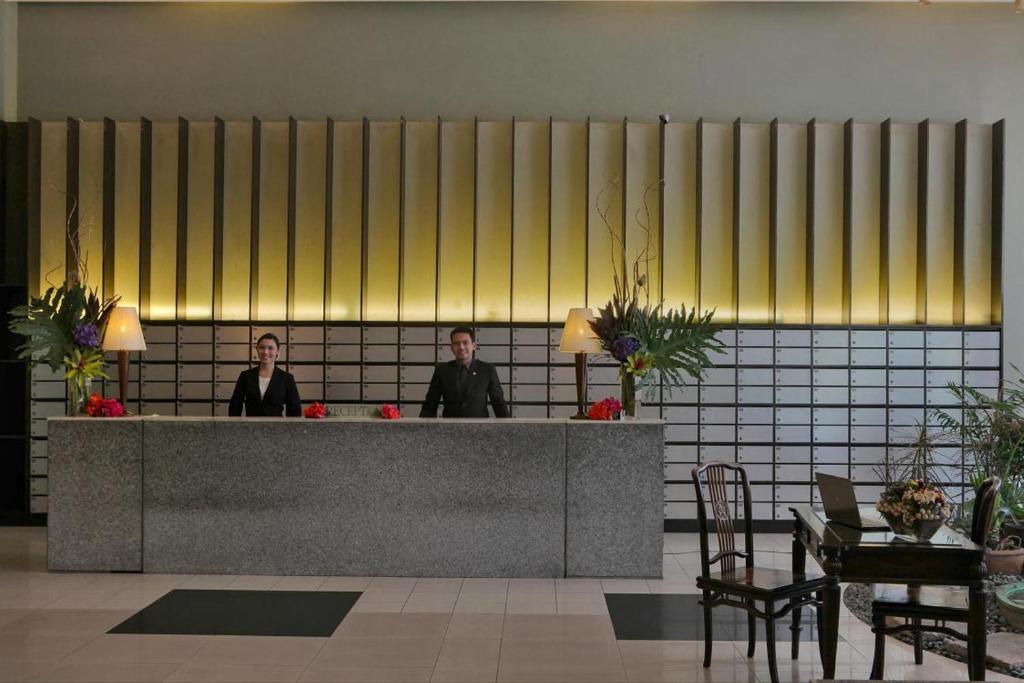 The Malayan Plaza Hotel Pasig City Exterior foto
